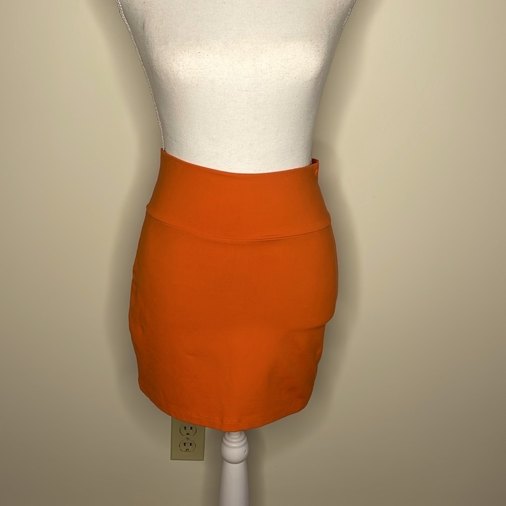 BeBe Orange Skirt w/Black Zipper